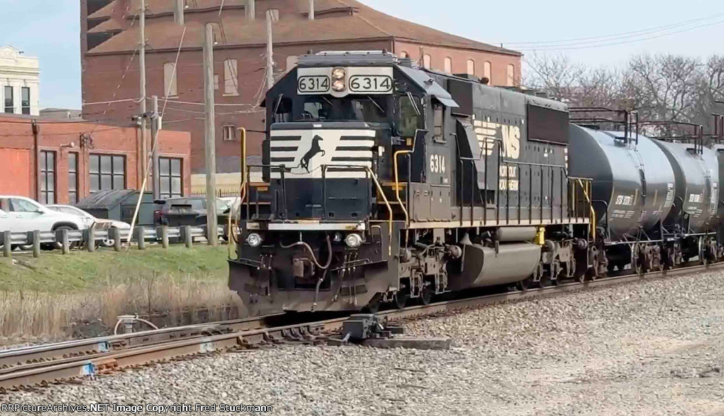 NS 6314 brings up the rear.